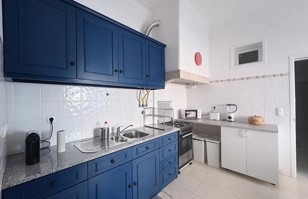 Entrecampos 1 L Stylish Stay 1 Min To Metro & 5 Min To Campo Grande Park-1
