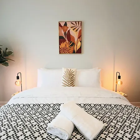 Entrecampos 1 L Stylish Stay 1 Min To Metro & 5 Min To Campo Grande Park-3